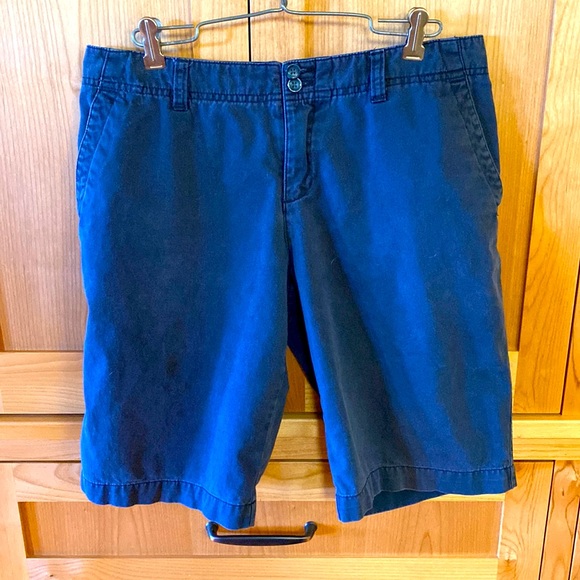 Shorts - Picture 1 of 6